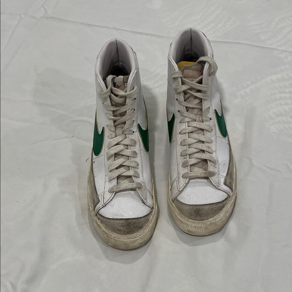 Nike Other - Nike White and Green Swoosh Sneakers